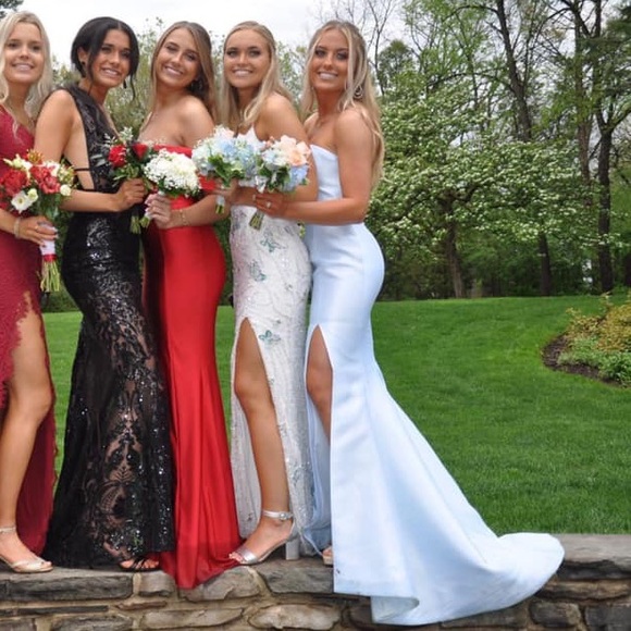 Sherri Hill prom dress. Worn once to prom! - Picture 7 of 7